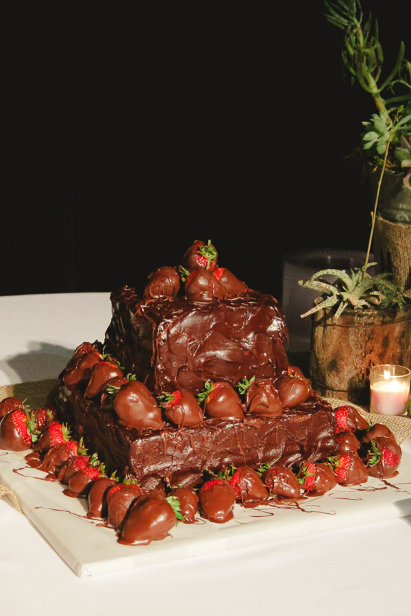 simple-succulent-wedding-under-10k