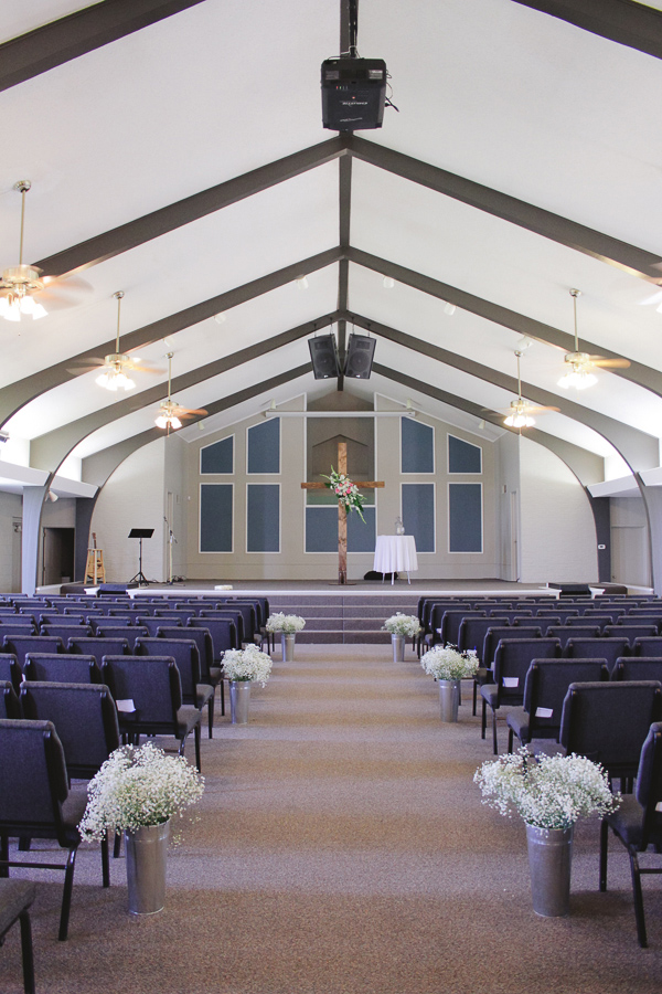simple-succulent-wedding-under-10k