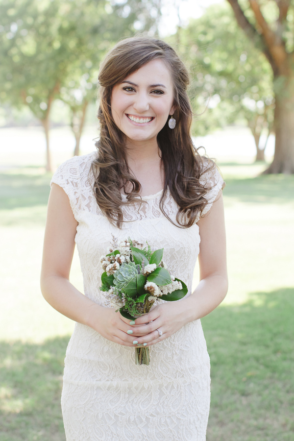 simple-succulent-wedding-under-10k