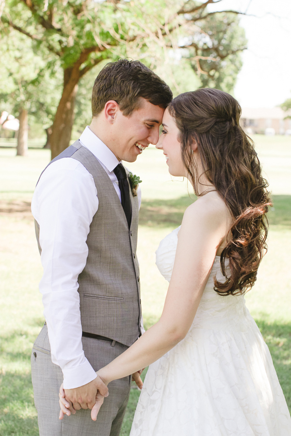 simple-succulent-wedding-under-10k
