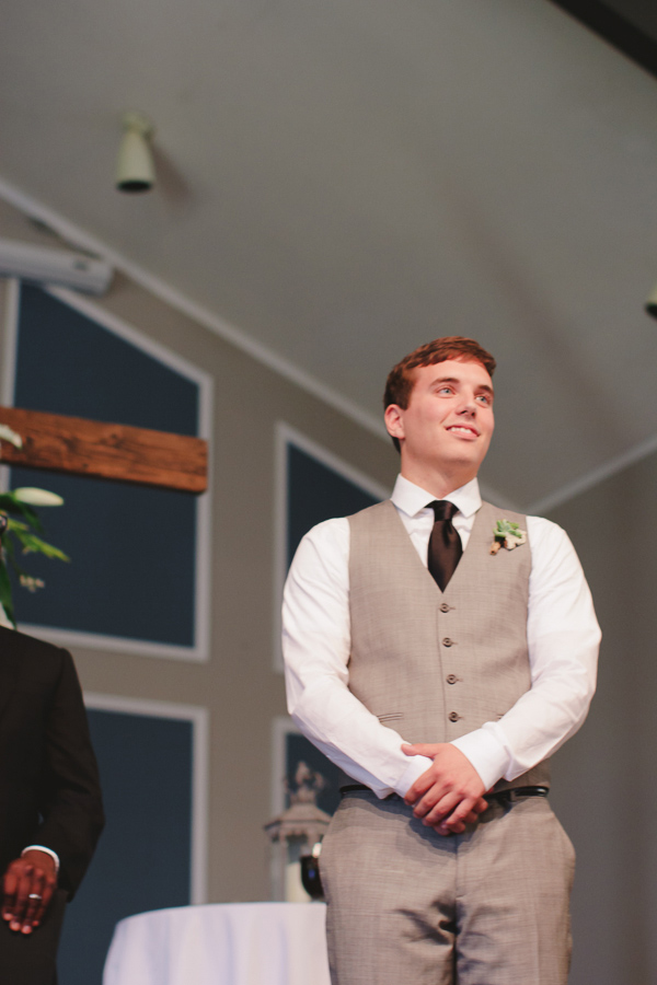 simple-succulent-wedding-under-10k