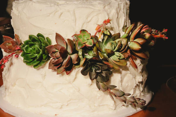 simple-succulent-wedding-under-10k