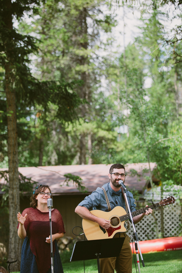 simple-sweet-wedding-in-b.c.-canada