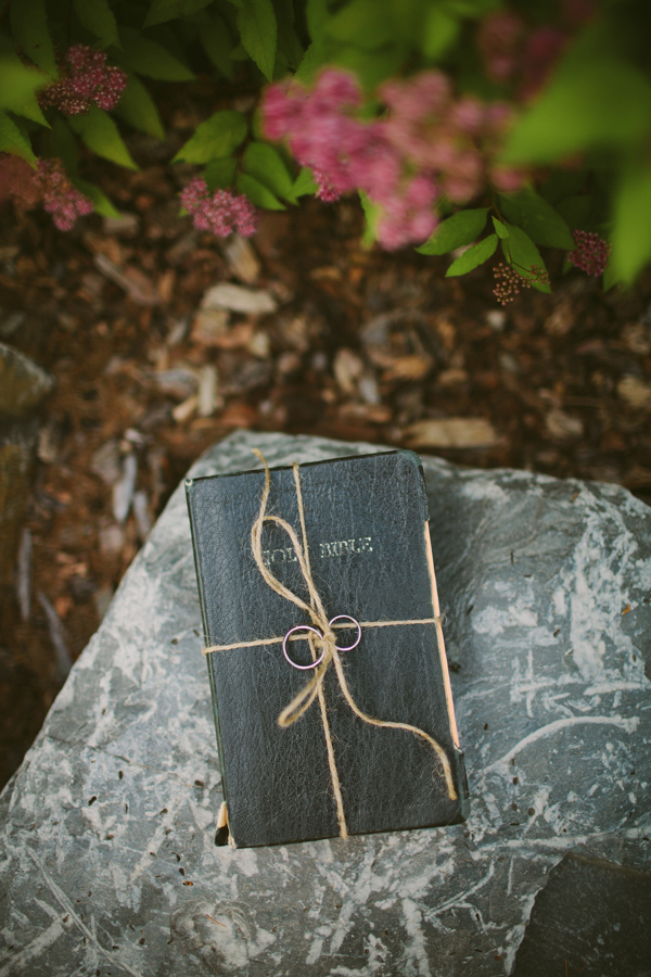 simple-sweet-wedding-in-b.c.-canada