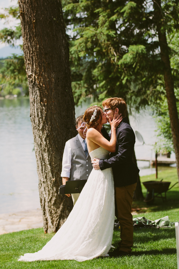 simple-sweet-wedding-in-b.c.-canada