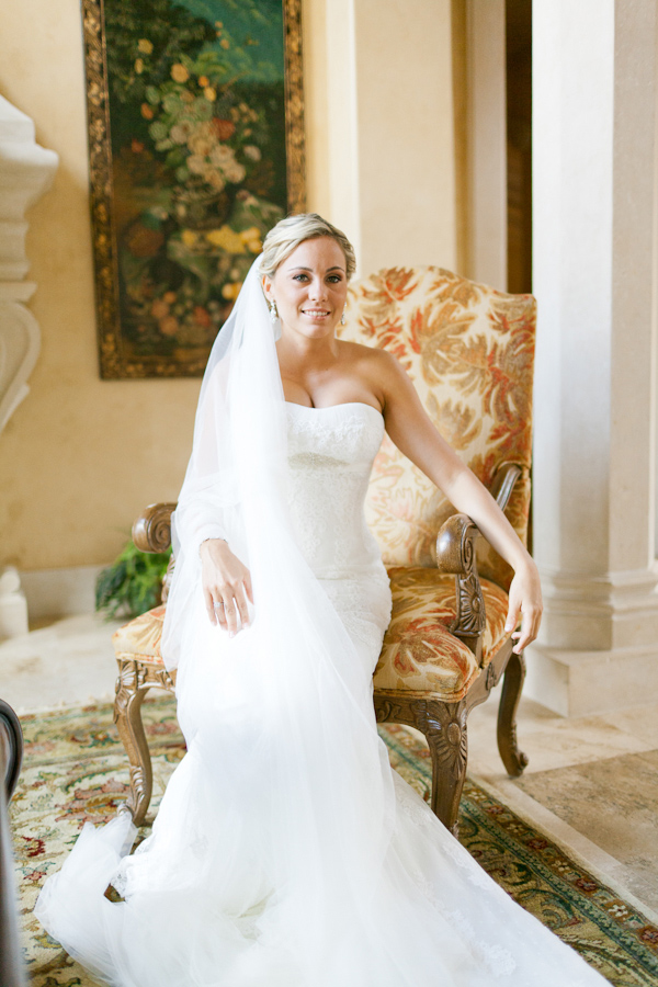travel-themed-wedding-at-bella-collin