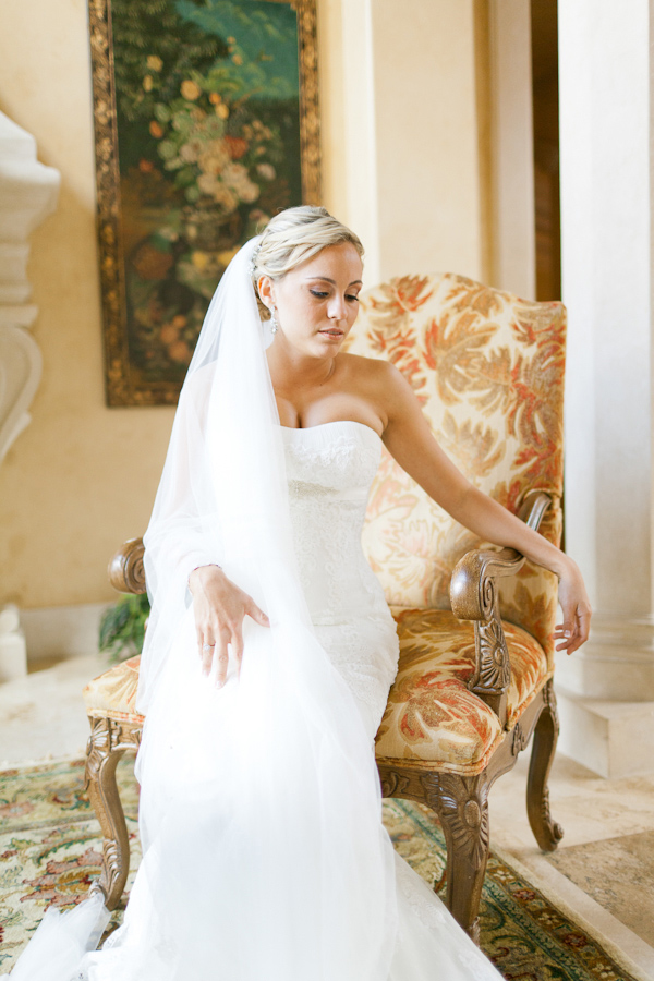 travel-themed-wedding-at-bella-collin
