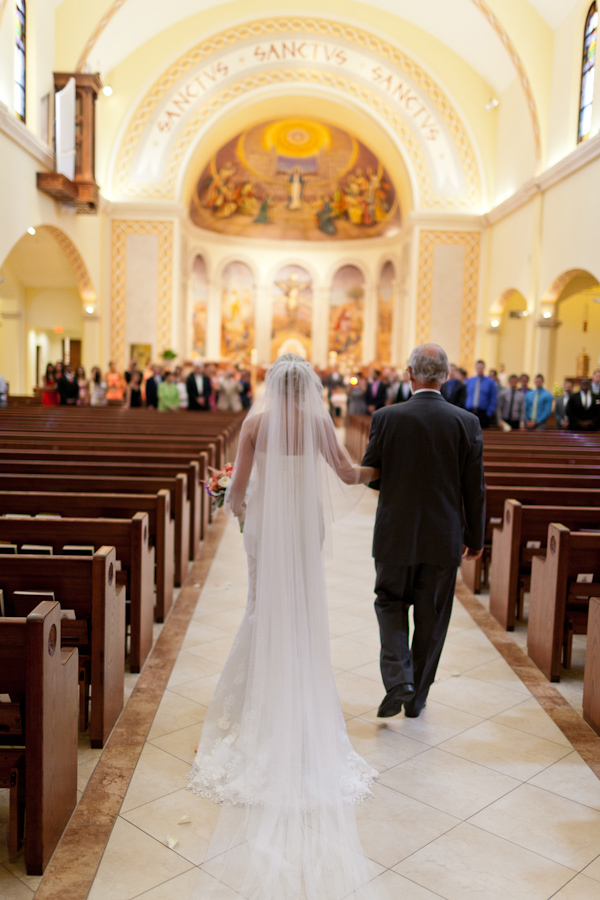 travel-themed-wedding-at-bella-collin