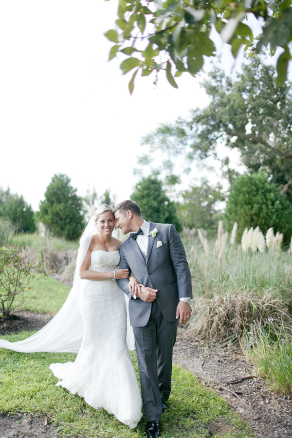 travel-themed-wedding-at-bella-collin