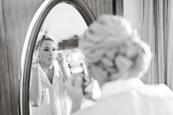 travel-themed-wedding-at-bella-collin