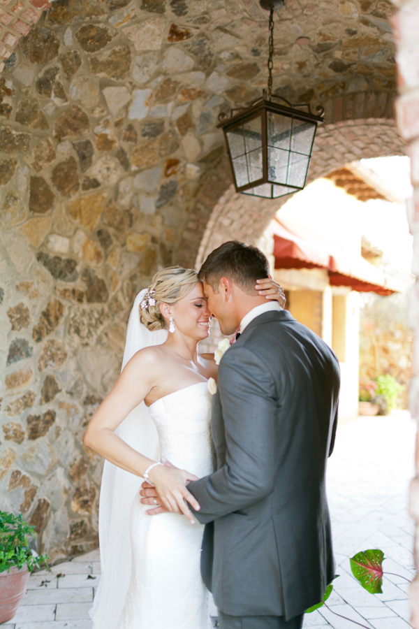travel-themed-wedding-at-bella-collin