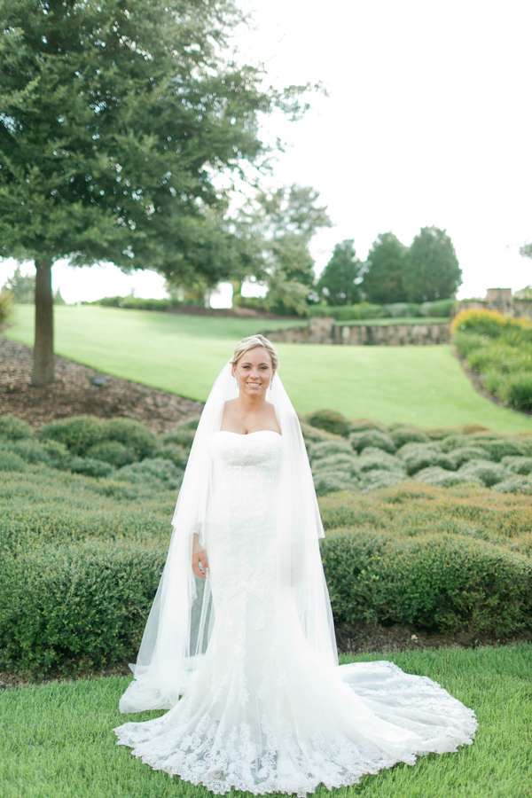travel-themed-wedding-at-bella-collin