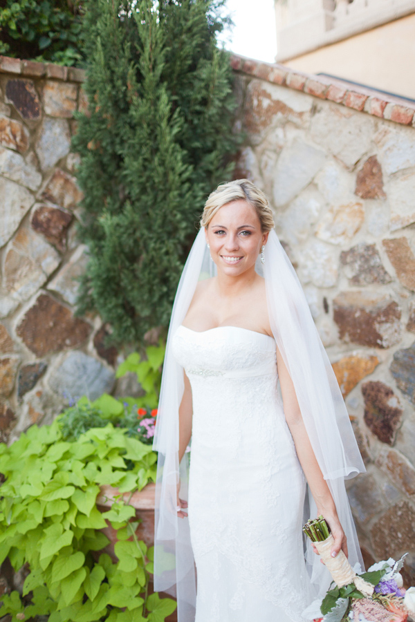 travel-themed-wedding-at-bella-collin
