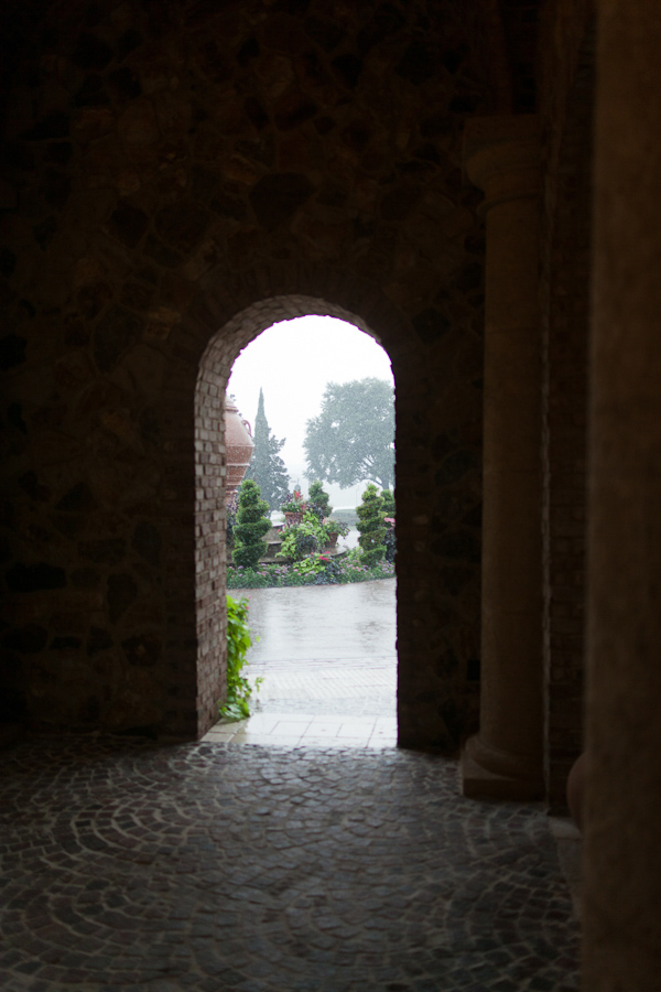 travel-themed-wedding-at-bella-collin