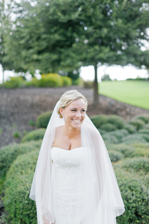 travel-themed-wedding-at-bella-collin