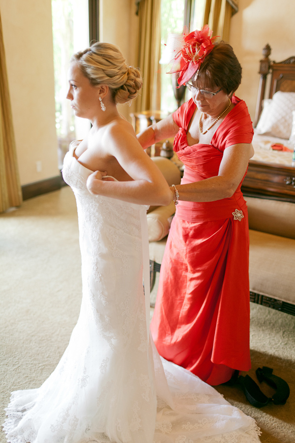 travel-themed-wedding-at-bella-collin