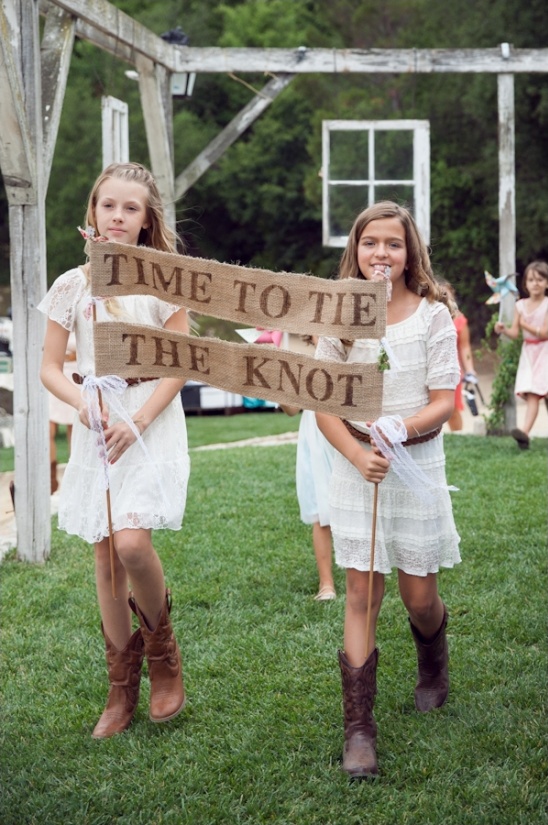 time to tie the knot sign