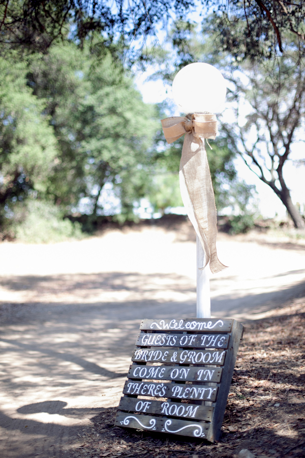 vintage-bookworm-wedding