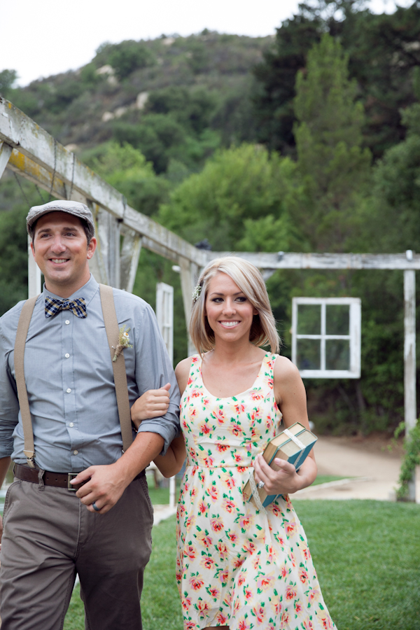vintage-bookworm-wedding