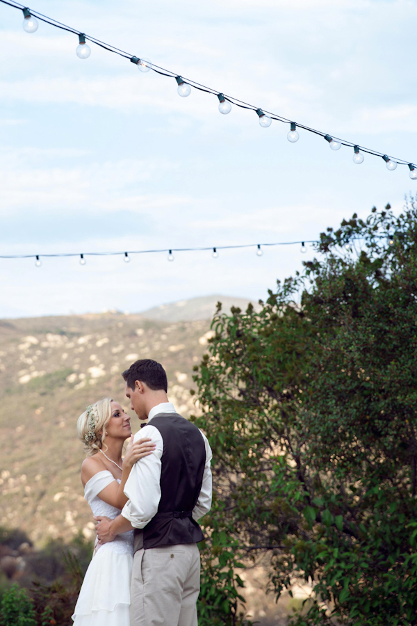 vintage-bookworm-wedding