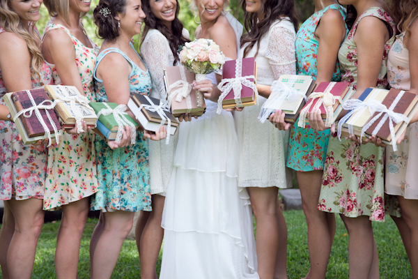 vintage-bookworm-wedding
