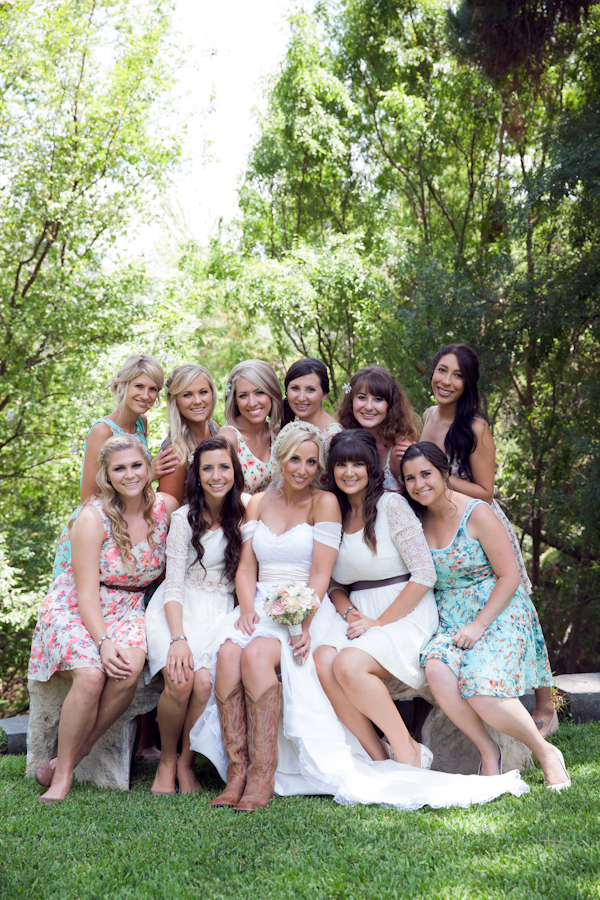 vintage-bookworm-wedding