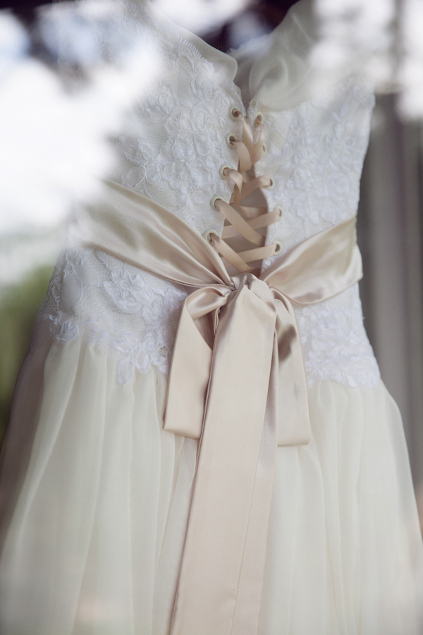 vintage-bookworm-wedding