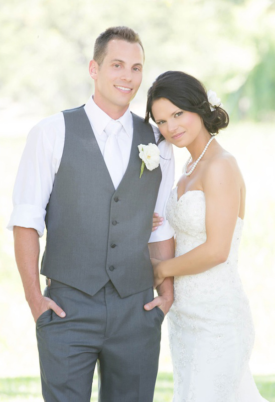 Vintage Outdoor Wedding at Leaning Tree Lodge