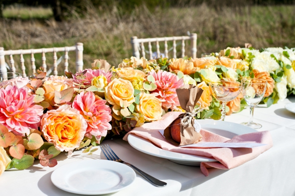 vintage-peach-wedding-ideas-from-the-uk