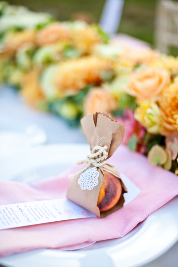 vintage-peach-wedding-ideas-from-the-uk