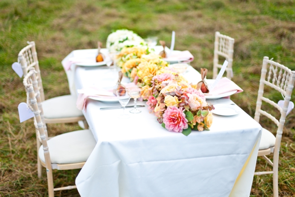 vintage-peach-wedding-ideas-from-the-uk