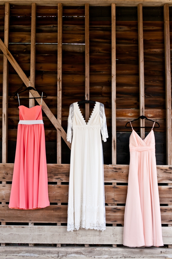 vintage-peach-wedding-ideas-from-the-uk