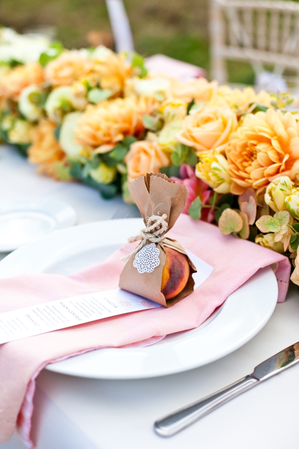 vintage-peach-wedding-ideas-from-the-uk