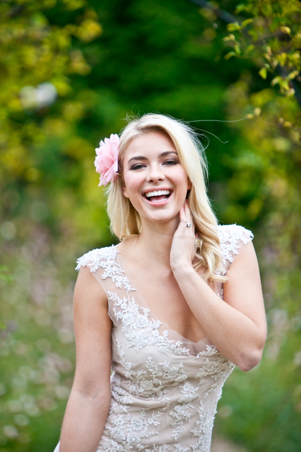vintage-peach-wedding-ideas-from-the-uk