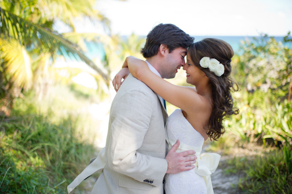wintertime-caribbean-destination-wedding