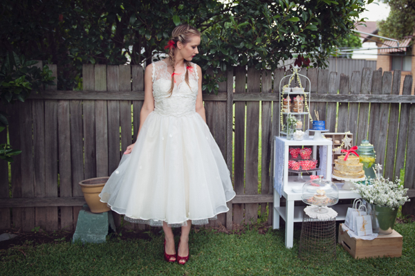 backyard-wizard-of-oz-wedding-ideas
