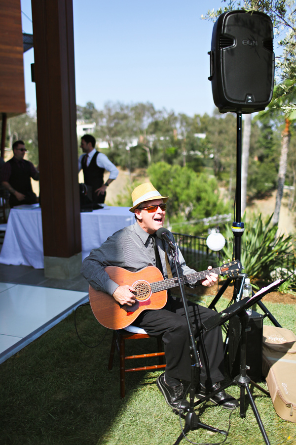 beverly-hills-backyard-wedding