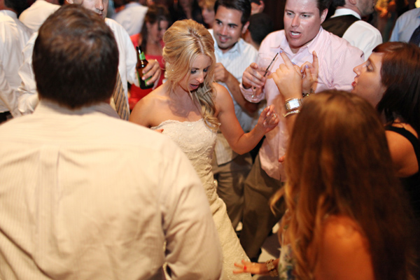 beverly-hills-backyard-wedding