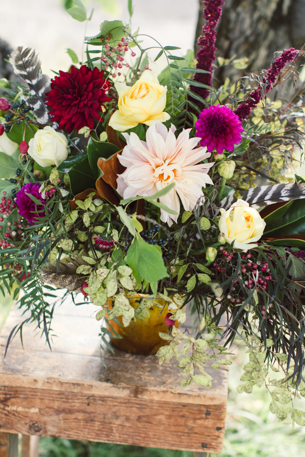burgundy-and-bronze-fall-wedding-ideas