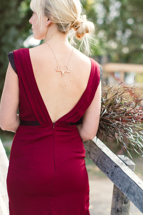 burgundy-and-bronze-fall-wedding-ideas