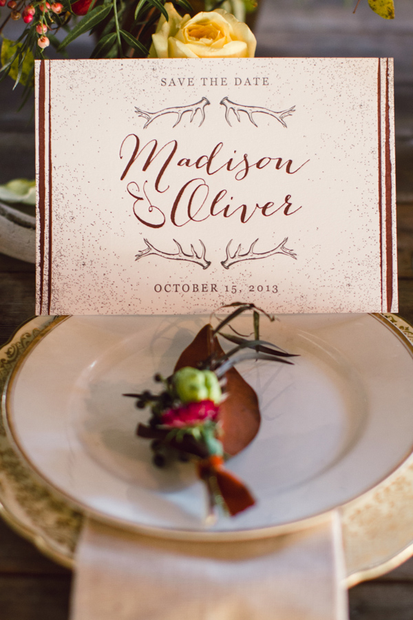 burgundy-and-bronze-fall-wedding-ideas