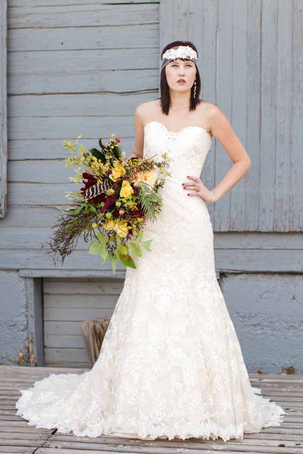 burgundy-and-bronze-fall-wedding-ideas