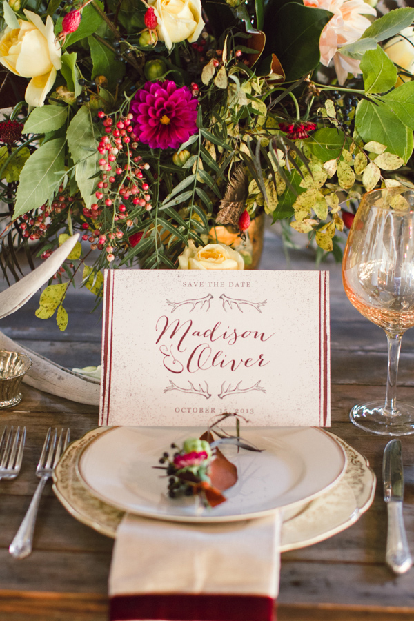 burgundy-and-bronze-fall-wedding-ideas