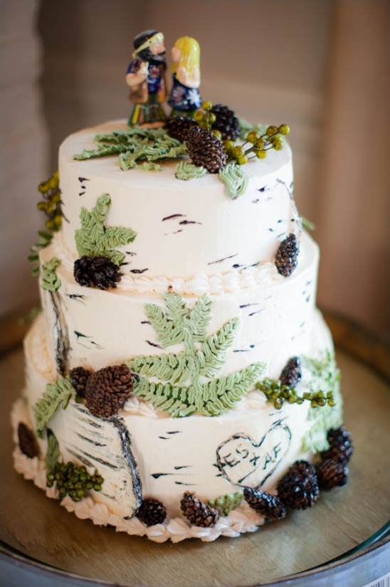 rustic wedding cake by horse & hound gastropub