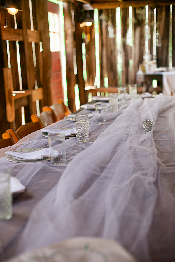 chattanooga-tn-diy-barn-wedding