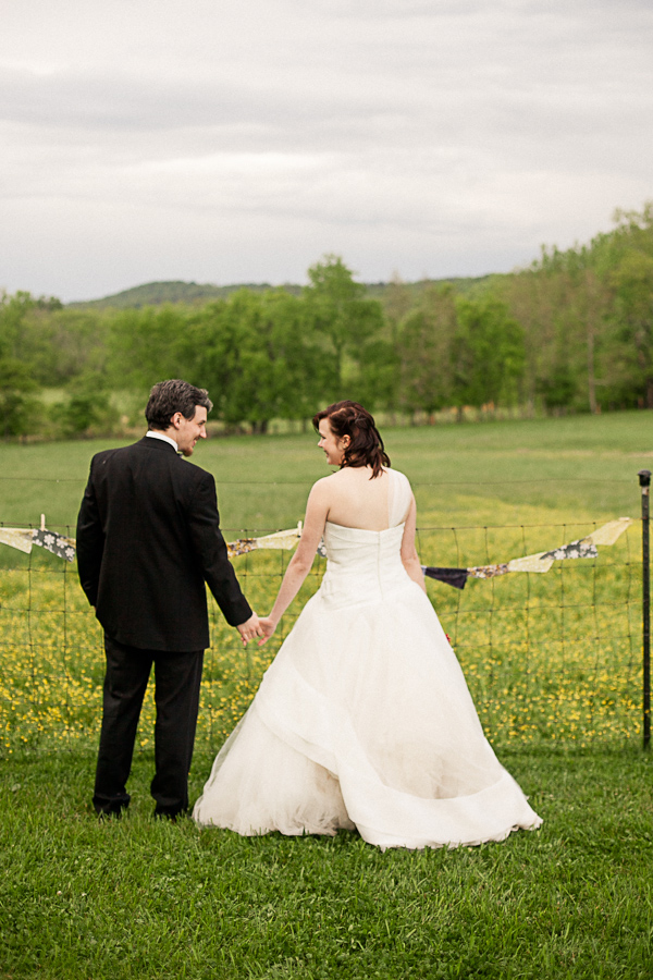 chattanooga-tn-diy-barn-wedding