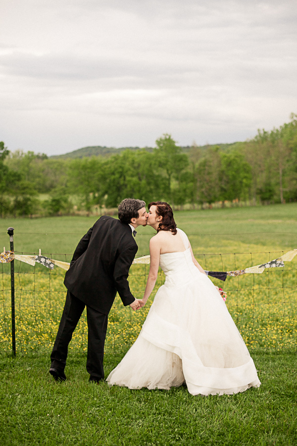 chattanooga-tn-diy-barn-wedding
