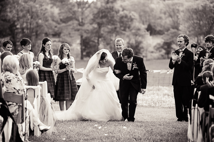 chattanooga-tn-diy-barn-wedding