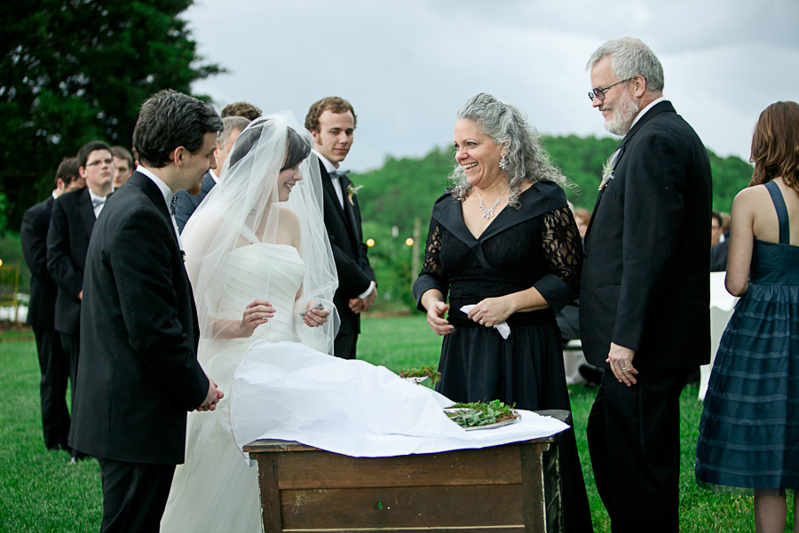 chattanooga-tn-diy-barn-wedding
