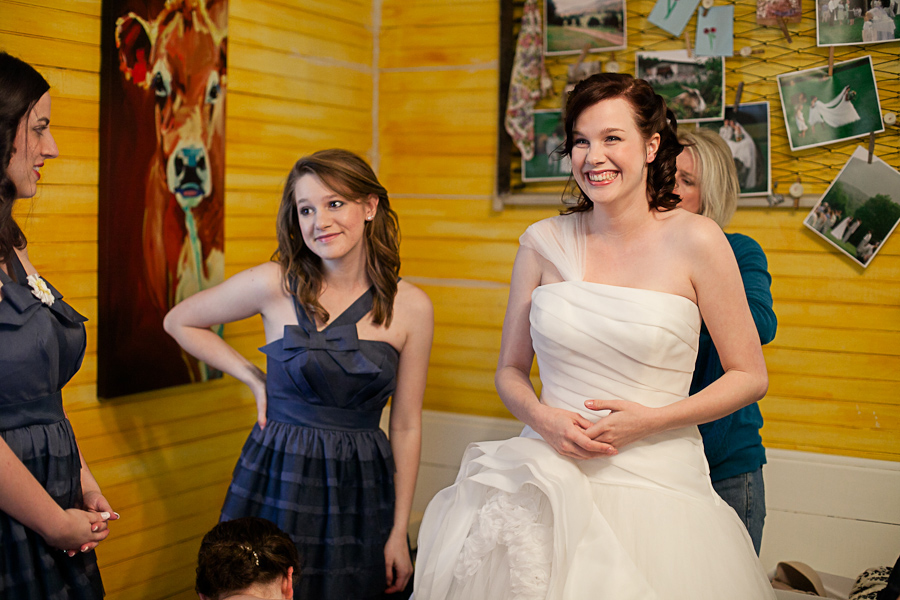 chattanooga-tn-diy-barn-wedding